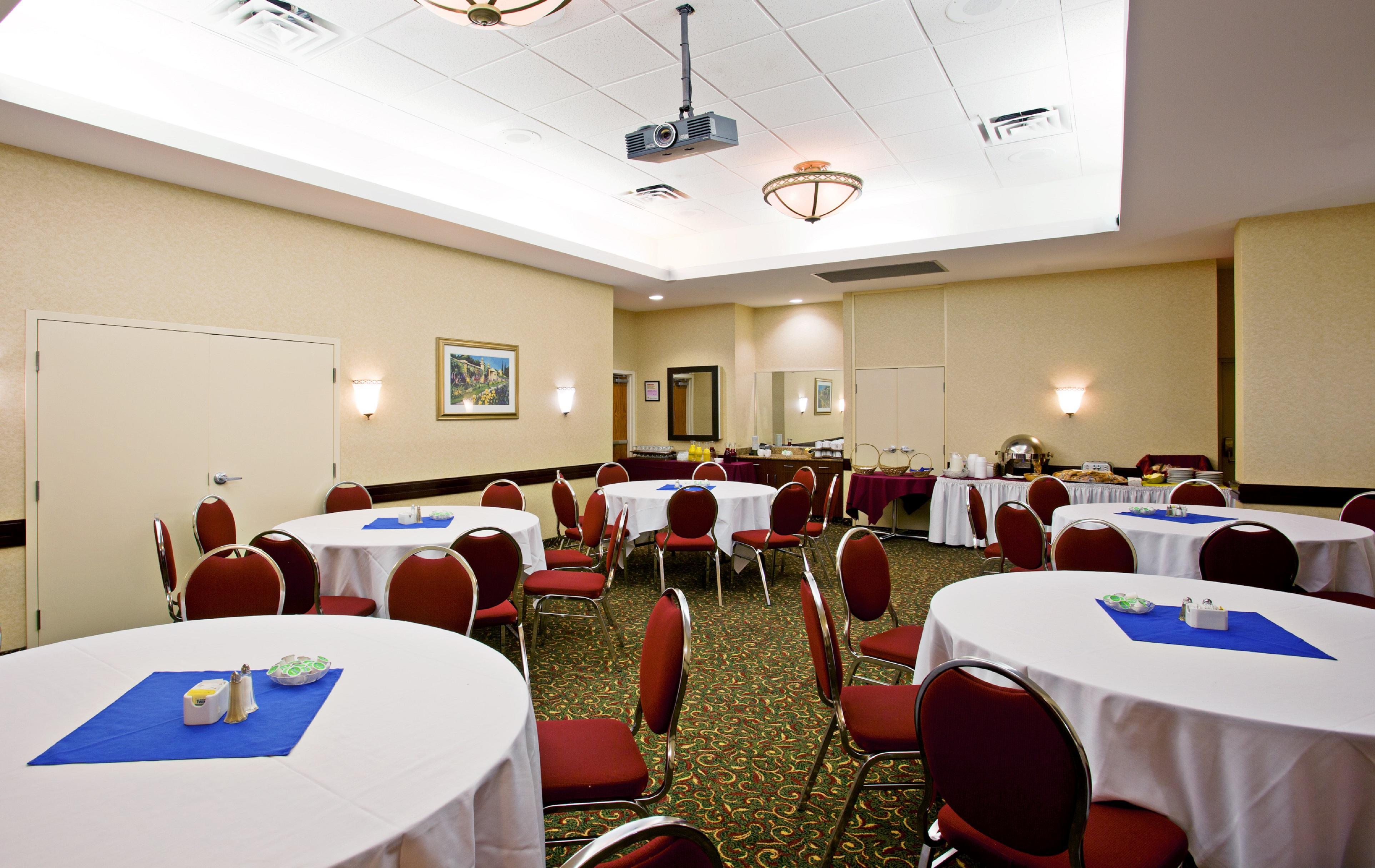 Holiday Inn & Suites Winnipeg Downtown By Ihg Εξωτερικό φωτογραφία
