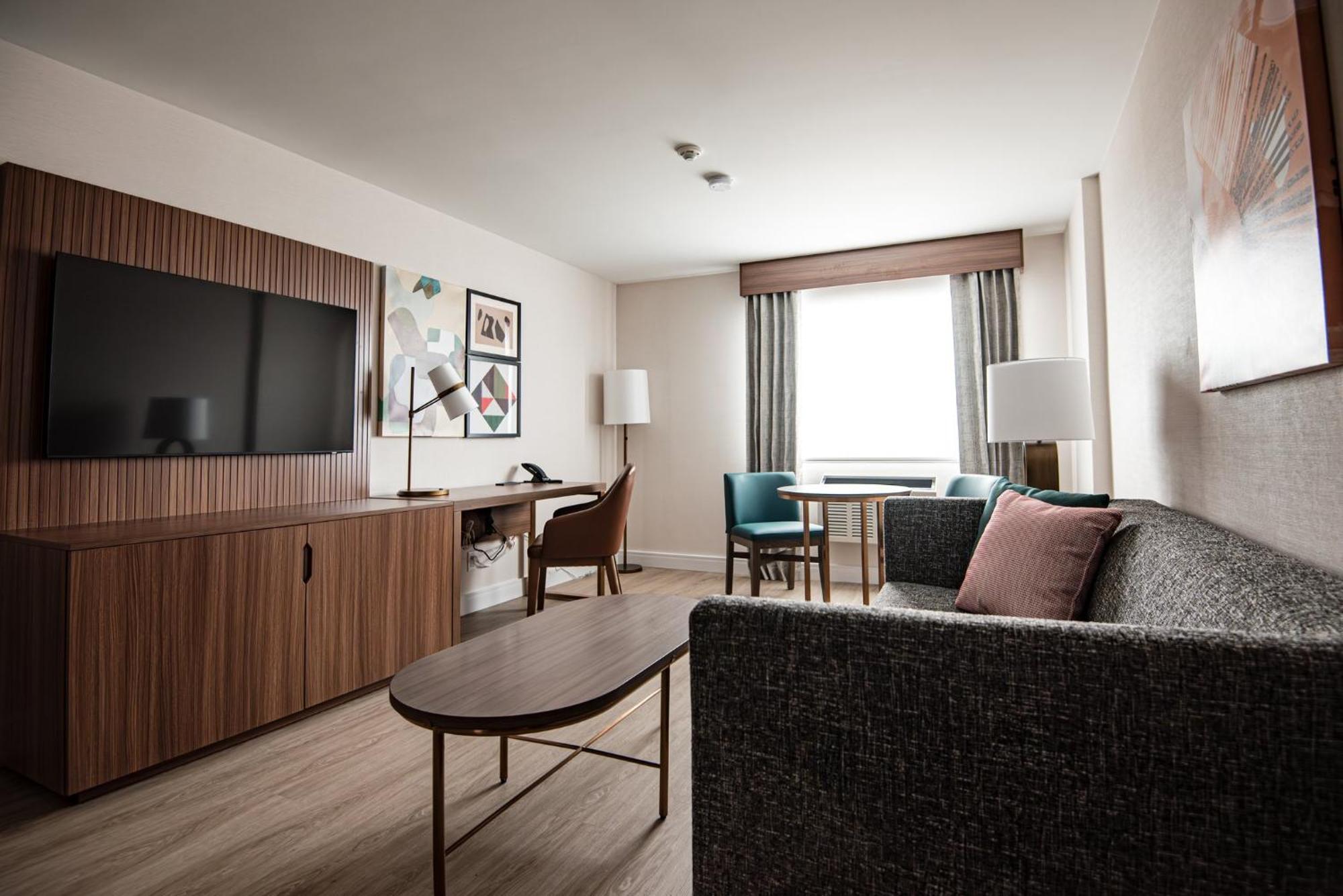 Holiday Inn & Suites Winnipeg Downtown By Ihg Εξωτερικό φωτογραφία