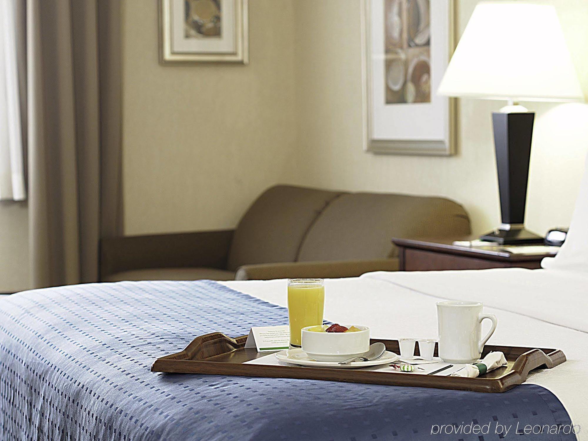 Holiday Inn & Suites Winnipeg Downtown By Ihg Εξωτερικό φωτογραφία